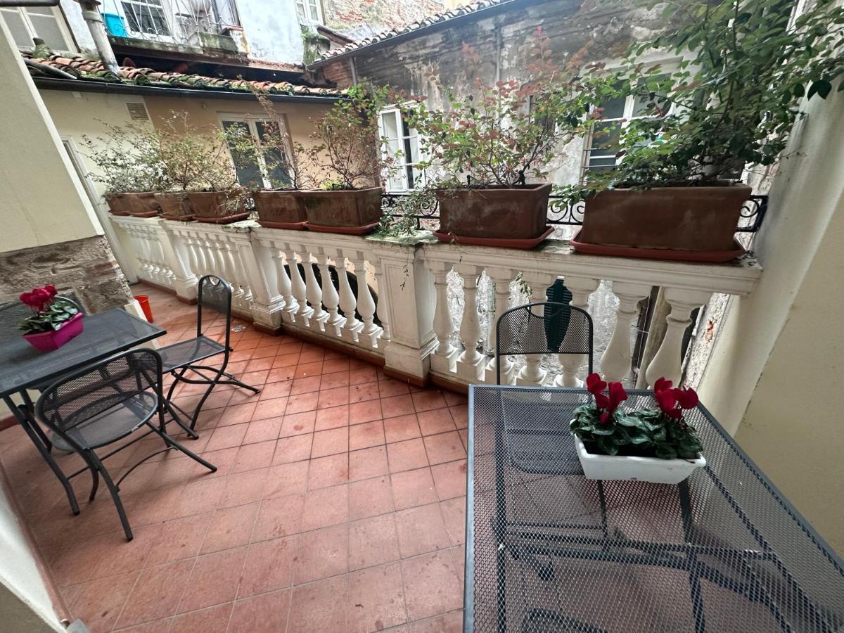 In Centro Lovely Home Lucca Exterior photo